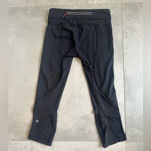 Lululemon black women’s capri crop legging size 6